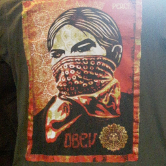 Obey s/s t-shirt - Picture 2 of 3